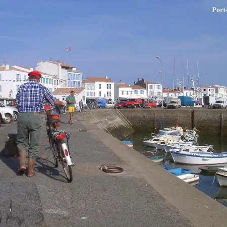 Hébergement de vacances Maison De à L'ile D'yeu - Les Genêts